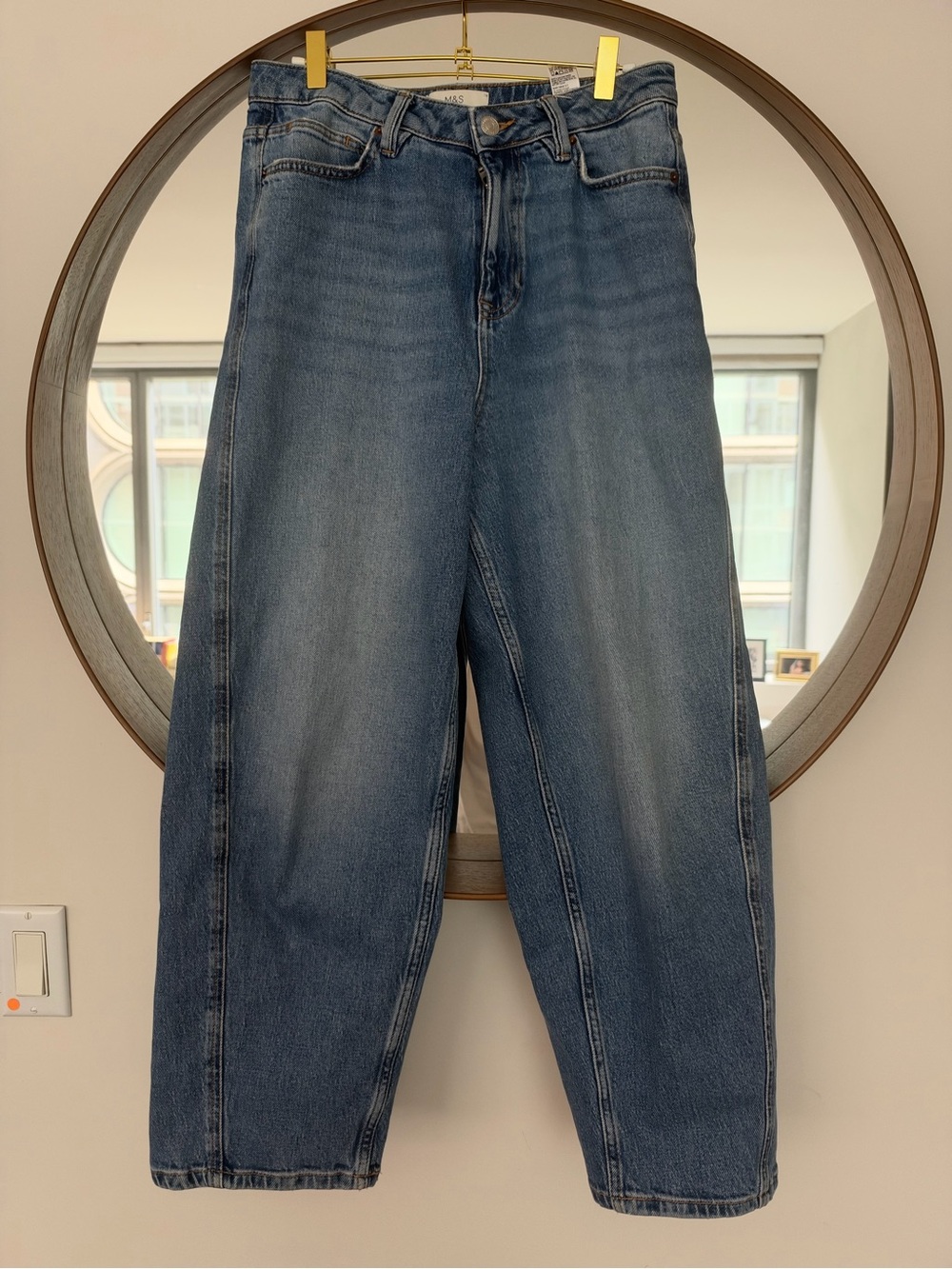 M&S High Waisted Carrot Leg Ankle Grazer Jeans size US 4